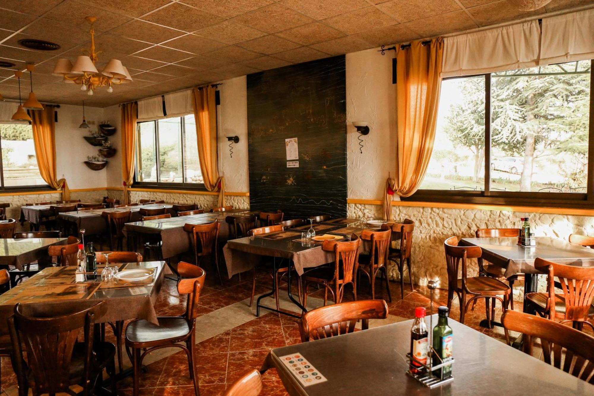 Camping Castillo De Loarre Kültér fotó
